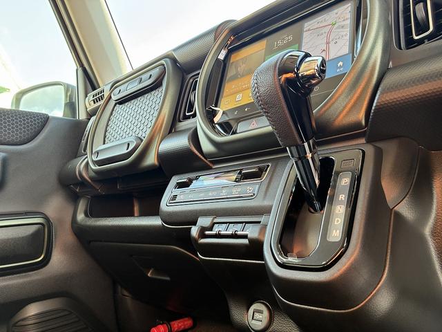 �V�t�g���o�[�̓C���p�l���ɁI