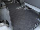 後席フロアマットも装着済みです！