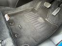 運転席フロアマットも装着済みです(*’ω’*)
