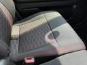 助手席シート下には