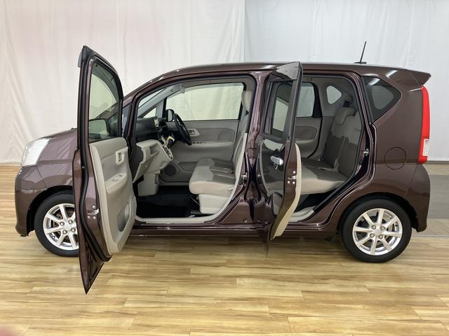 ムーヴ Ｌ　／ＣＤオーディオ／キーレスエントリー／アルミホイール　横滑防止装置　運転席エアバッグ　ＡＢＳ　キーレス　衝突安全ボディ　Ｉストップ　ＷエアＢ（7枚目）