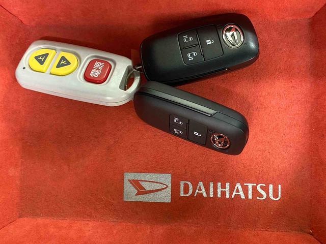 トール シートリフト　Ｇ　タイヤ新品　保証付き　まごころ保証１年付き　記録簿　取扱説明書　衝突被害軽減システム　スマートキー　オートマチックハイビーム　レーンアシスト　エアバッグ　エアコン　パワーステアリング　パワーウィンドウ　ＡＢＳ（22枚目）