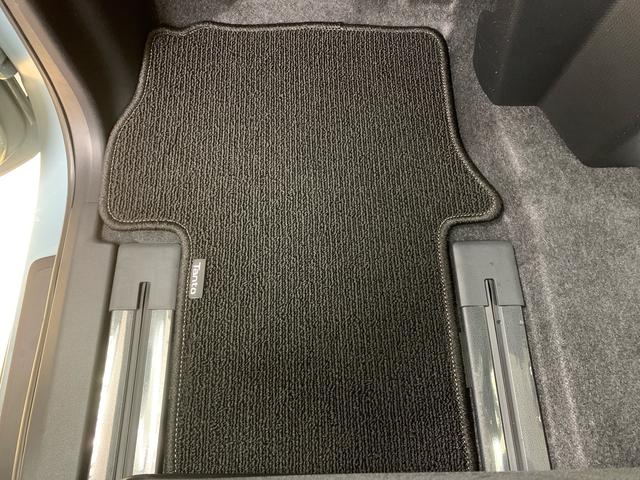 タント ファンクロス　まごころ保証１年付き　記録簿　取扱説明書　衝突被害軽減システム　スマートキー　オートマチックハイビーム　アルミホイール　レーンアシスト　エアバッグ　エアコン　パワーステアリング　パワーウィンドウ（32枚目）