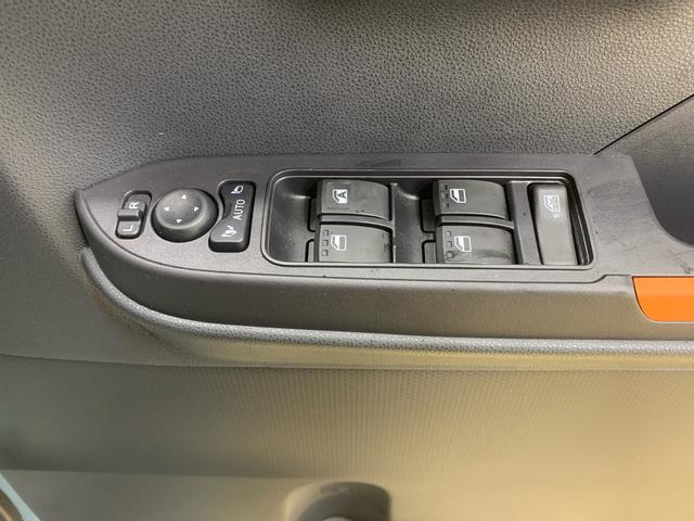 タント ファンクロス　まごころ保証１年付き　記録簿　取扱説明書　衝突被害軽減システム　スマートキー　オートマチックハイビーム　アルミホイール　レーンアシスト　エアバッグ　エアコン　パワーステアリング　パワーウィンドウ（26枚目）