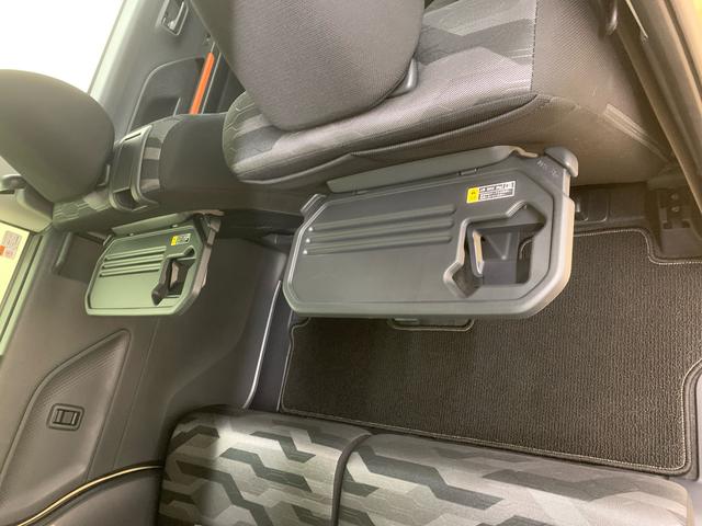 タント ファンクロス　まごころ保証１年付き　記録簿　取扱説明書　衝突被害軽減システム　スマートキー　オートマチックハイビーム　アルミホイール　レーンアシスト　エアバッグ　エアコン　パワーステアリング　パワーウィンドウ（37枚目）