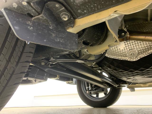 タント ファンクロス　まごころ保証１年付き　記録簿　取扱説明書　衝突被害軽減システム　スマートキー　オートマチックハイビーム　アルミホイール　レーンアシスト　エアバッグ　エアコン　パワーステアリング　パワーウィンドウ（41枚目）