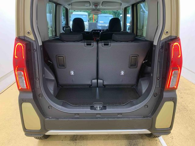 タント ファンクロス　まごころ保証１年付き　記録簿　取扱説明書　衝突被害軽減システム　スマートキー　オートマチックハイビーム　アルミホイール　レーンアシスト　エアバッグ　エアコン　パワーステアリング　パワーウィンドウ（41枚目）