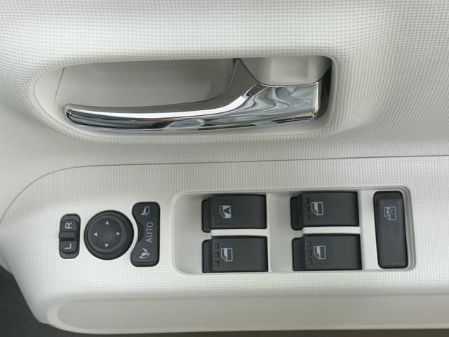 ムーヴキャンバス ストライプスGターボ まごころ保証1年付き 記録簿 取扱説明書 オートマチックハイビーム 衝突被害軽減システム スマートキー ターボ レーンアシスト 禁煙車 ワンオーナー エアバッグ エアコン パワーステアリング(17枚目)