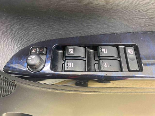 タント カスタムＸ　トップエディションＳＡＩＩ　ナビ　まごころ保証１年付き　記録簿　取扱説明書　ＥＴＣ　バックカメラ　衝突被害軽減システム　スマートキー　アルミホイール　レーンアシスト　ワンオーナー　エアバッグ　エアコン　パワーステアリング　ＡＢＳ（28枚目）