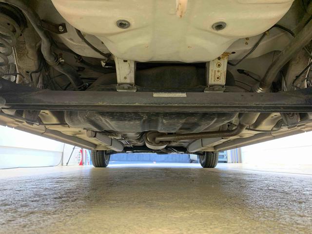 ムーヴ Ｘリミテッド　タイヤ新品　保証付き　保証付き　記録簿　取扱説明書　ナビ　バックカメラ　スマートキー　アルミホイール　エアバッグ　エアコン　パワーステアリング　パワーウィンドウ　ＡＢＳ（8枚目）