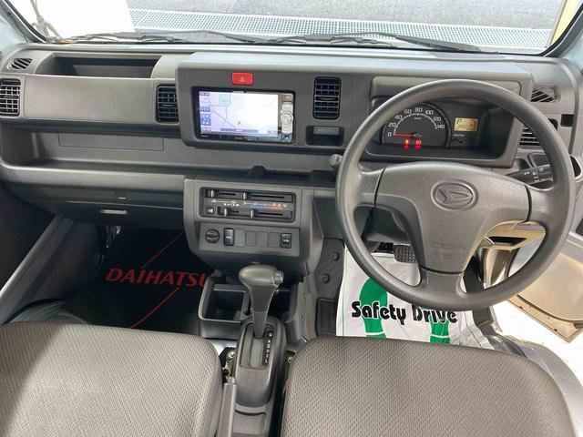 ハイゼットトラック スタンダード　　ナビ　保証付き　バッテリー新品（2枚目）