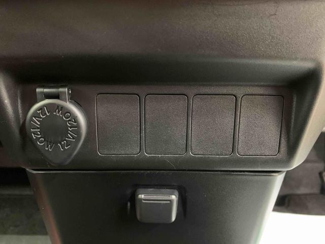 ルーミー カスタムＧ　タイヤ新品　保証付き　ディスプレイオーディオ　バックカメラ（10枚目）