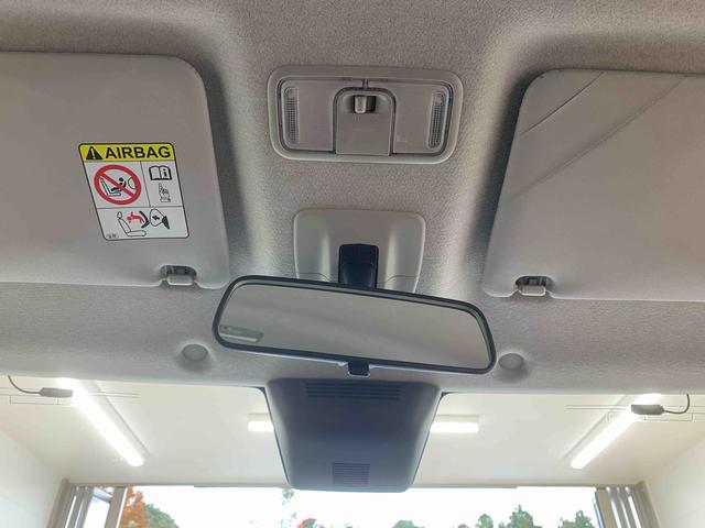 ルーミー カスタムＧ　タイヤ新品　保証付き　ディスプレイオーディオ　バックカメラ（19枚目）