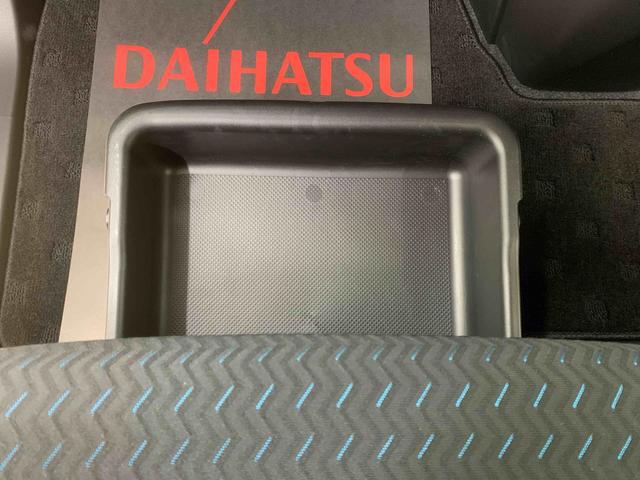 ルーミー カスタムＧ　タイヤ新品　保証付き　ディスプレイオーディオ　バックカメラ（33枚目）