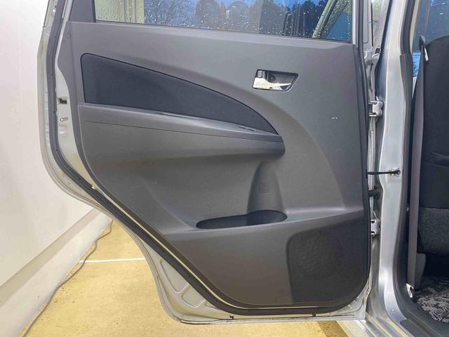 ムーヴ Ｌ　ＶＳスマートセレクションＳＡ　タイヤ新品　保証付き　ナビ　ＥＴＣ（12枚目）