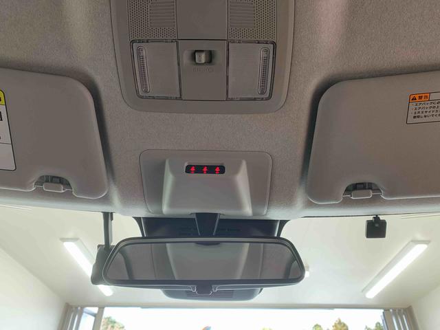 �S�Ă̎ԗ��ɏ��ہE���L�V�X�e���u�����_�[�N���[���v���{�s�ς݂ł��B�V�[�g�̕\�ʂ͂������A���̐Ȃ⑫�����O��I�ɏ��ۂ��Ă���܂��B