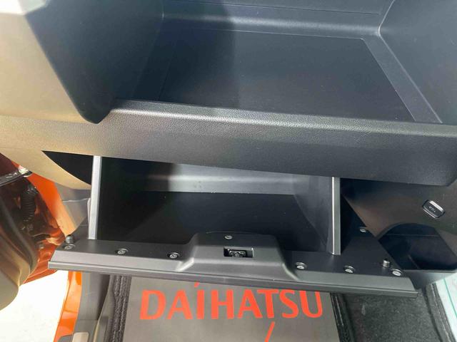 ウェイク ＬスペシャルリミテッドＳＡＩＩＩ　タイヤ新品　保証付き　ナビ　ドラレコ　バックカメラ（62枚目）