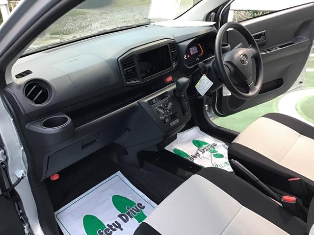 L SAIII リースUP車 衝突回避支援ブレーキ(スマアシ3)アイドリングストップ CVT フロントUVカットガラス 13インチフルホイールキャップ ハロゲンヘッドランプ 自発光式デジタルメーター キーレス(10枚目)