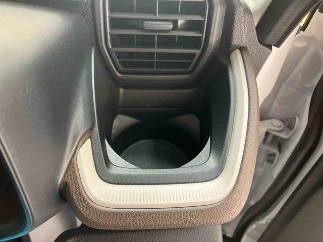 ムーヴ Ｘ／スライドドア／ディスプレイオーディオ／バックモニター　左側パワースライドドア　イージークローザー　ディスプレイオーディオ　バックモニター　プッシュボタンスタート　インパネシフト　キーフリー　足踏式パーキングブレーキ　ＬＥＤヘッドランプ　スマートアシスト（48枚目）