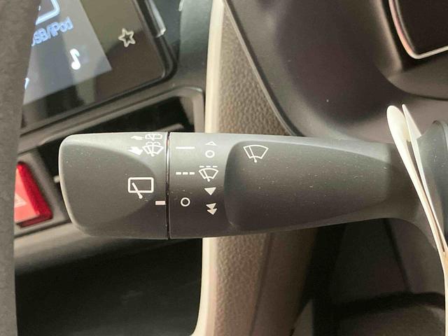 ムーヴ Ｘ／スライドドア／ディスプレイオーディオ／バックモニター　左側パワースライドドア　イージークローザー　ディスプレイオーディオ　バックモニター　プッシュボタンスタート　インパネシフト　キーフリー　足踏式パーキングブレーキ　ＬＥＤヘッドランプ　スマートアシスト（49枚目）