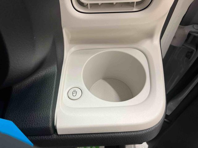 ムーヴキャンバス ストライプスＧ／ナビ／バックモニター／ドライブレコーダー　両側パワースライドドア　スライドドアイージークローザー　ナビ　バックモニター　ドライブレコーダー　オートエアコン　前席シートヒーター　インパネシフト　キーフリー　電動パーキングブレーキ　２トーン（50枚目）