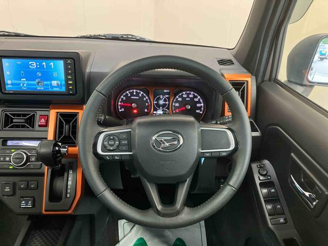 タフト Ｇ／７インチディスプレイオーディオ／バックモニター　７インチディスプレイオーディオ　バックモニター　オートエアコン　キーフリー　電動パーキングブレーキ　前席シートヒーター　１５インチアルミホイール　スマートアシスト　カムフラージュ柄　ガラスルーフ（10枚目）