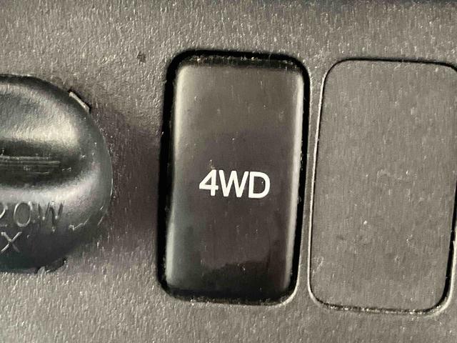 ハイゼットトラック ジャンボ／４ＷＤ－４ＡＴ／ＣＤ　４ＷＤ　４ＡＴ　ＣＤ　パワーウィンドウ　エアバック　テールゲートチェーン　リヤルームランプ　作業灯　ハイルーフ　リクライニングシート　背面スペース（9枚目）