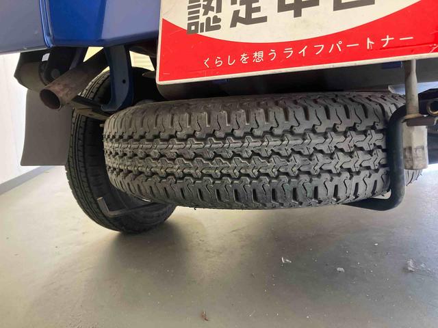 ハイゼットトラック ジャンボ／４ＷＤ－４ＡＴ／ＣＤ　４ＷＤ　４ＡＴ　ＣＤ　パワーウィンドウ　エアバック　テールゲートチェーン　リヤルームランプ　作業灯　ハイルーフ　リクライニングシート　背面スペース（16枚目）
