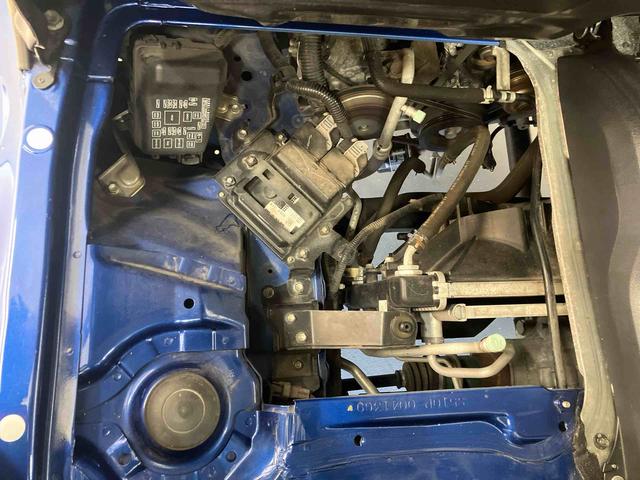 ハイゼットトラック ジャンボ／４ＷＤ－４ＡＴ／ＣＤ　４ＷＤ　４ＡＴ　ＣＤ　パワーウィンドウ　エアバック　テールゲートチェーン　リヤルームランプ　作業灯　ハイルーフ　リクライニングシート　背面スペース（32枚目）