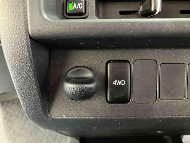 ハイゼットトラック ジャンボ／４ＷＤ－４ＡＴ／ＣＤ　４ＷＤ　４ＡＴ　ＣＤ　パワーウィンドウ　エアバック　テールゲートチェーン　リヤルームランプ　作業灯　ハイルーフ　リクライニングシート　背面スペース（39枚目）