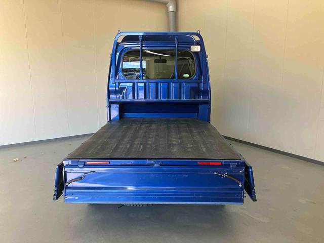 ハイゼットトラック ジャンボ／４ＷＤ－４ＡＴ／ＣＤ　４ＷＤ　４ＡＴ　ＣＤ　パワーウィンドウ　エアバック　テールゲートチェーン　リヤルームランプ　作業灯　ハイルーフ　リクライニングシート　背面スペース（53枚目）