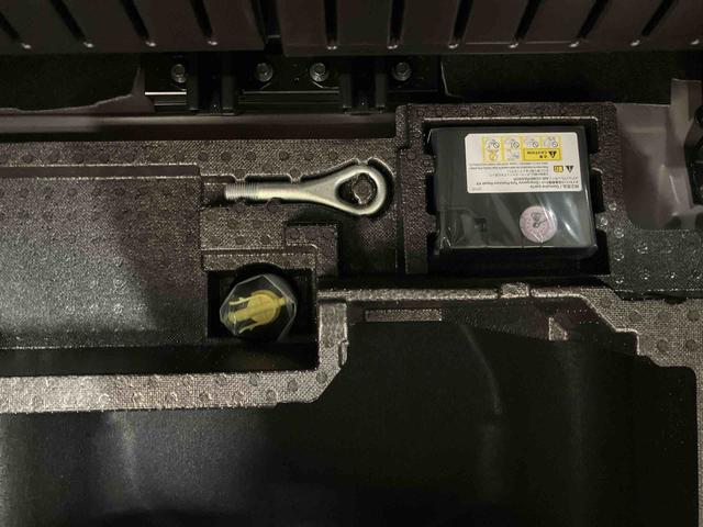 ムーヴ Ｘ／ディスプレイオーディオ／バックモニター　左リヤパワースライドドア　ディスプレイオーディオ　バックモニター　プッシュボタンスタート　キーフリー　インパネシフト　電動パーキングブレーキ　オートエアコン　スマートアシスト（21枚目）