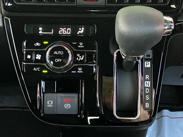 タント カスタムX 両側電動スライドドア・プッシュボタンスタート・ステアリングスイッチ・オートエアコン・キーフリーシステム・シートヒーター・全周囲カメラ対応・アルミホイール・パワーウィンドウ(8枚目)