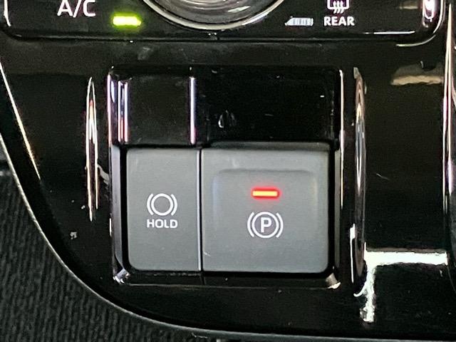 タント カスタムX 両側電動スライドドア・プッシュボタンスタート・ステアリングスイッチ・オートエアコン・キーフリーシステム・シートヒーター・全周囲カメラ対応・アルミホイール・パワーウィンドウ(11枚目)