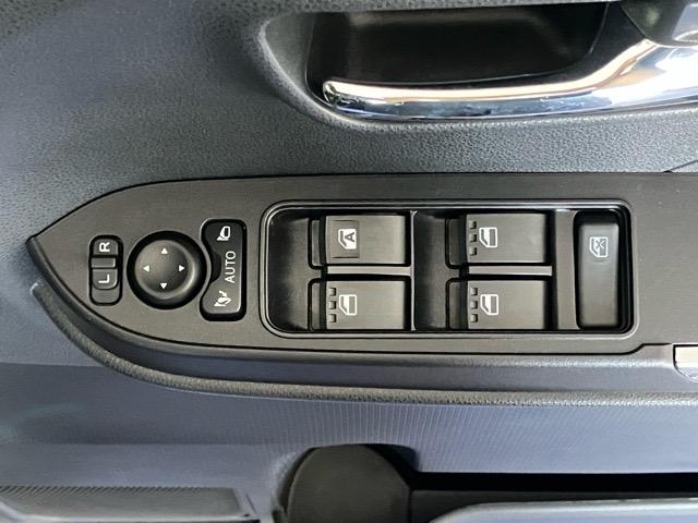 タント カスタムX 両側電動スライドドア・プッシュボタンスタート・ステアリングスイッチ・オートエアコン・キーフリーシステム・シートヒーター・全周囲カメラ対応・アルミホイール・パワーウィンドウ(38枚目)