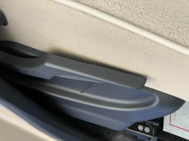 ムーヴキャンバス ＧホワイトアクセントＶＳ　ＳＡＩＩＩ　両側電動スライドドア・ドラレコ・パノラマモニター・プッシュボタンスタート・ステアリングスイッチ・オートエアコン・オートハイビーム・キーフリー・ベンチシート・運転席シートヒーター・パワーウィンドウ（14枚目）