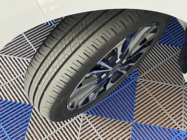 タント カスタムＲＳ　両側電動スライドドア・プッシュボタンスタート・ステアリングスイッチ・オートエアコン・キーフリーシステム・シートヒーター・全周囲カメラ対応・アルミホイール・パワーウィンドウ（29枚目）