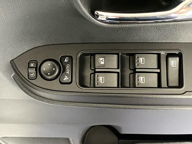 タント カスタムＲＳ　両側電動スライドドア・プッシュボタンスタート・ステアリングスイッチ・オートエアコン・キーフリーシステム・シートヒーター・全周囲カメラ対応・アルミホイール・パワーウィンドウ（38枚目）