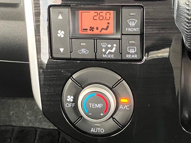 タント カスタムRS トップエディションSAII 両側電動スライドドア・ETC・バックモニター・プッシュボタンスタート・ステアリングスイッチ・オートエアコン・キーフリー・アルミホイール・パワーウィンドウ(11枚目)