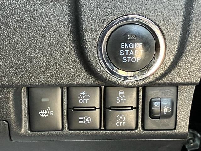 ムーヴ カスタム　ＸリミテッドＩＩ　ＳＡＩＩＩ　パノラマモニター・ドラレコ・プッシュボタンスタート・ステアリングスイッチ・オートエアコン・キーフリーシステム・オートハイビーム・アルミホイール・運転席シートヒーター・パワーウィンドウ（7枚目）