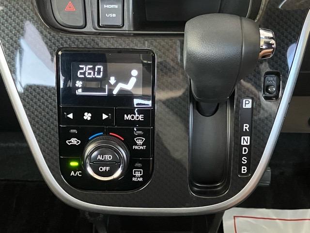 ムーヴ カスタム　ＸリミテッドＩＩ　ＳＡＩＩＩ　パノラマモニター・ドラレコ・プッシュボタンスタート・ステアリングスイッチ・オートエアコン・キーフリーシステム・オートハイビーム・アルミホイール・運転席シートヒーター・パワーウィンドウ（8枚目）