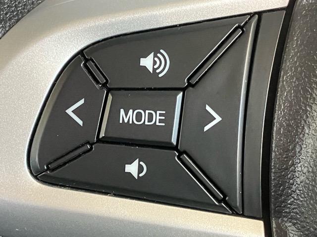 ムーヴ カスタム　ＸリミテッドＩＩ　ＳＡＩＩＩ　パノラマモニター・ドラレコ・プッシュボタンスタート・ステアリングスイッチ・オートエアコン・キーフリーシステム・オートハイビーム・アルミホイール・運転席シートヒーター・パワーウィンドウ（12枚目）