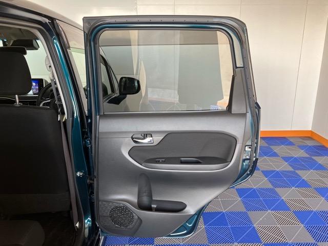 ムーヴ カスタム　ＸリミテッドＩＩ　ＳＡＩＩＩ　パノラマモニター・ドラレコ・プッシュボタンスタート・ステアリングスイッチ・オートエアコン・キーフリーシステム・オートハイビーム・アルミホイール・運転席シートヒーター・パワーウィンドウ（39枚目）