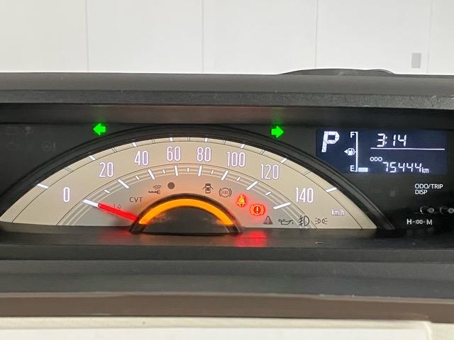 ムーヴキャンバス Ｘホワイトアクセントリミテッド　ＳＡＩＩＩ　両側電動スライドドア・プッシュボタンスタート・ステアリングスイッチ・オートエアコン・オートハイビーム・キーフリー・ベンチシート・全周囲カメラ対応・パワーウィンドウ（7枚目）