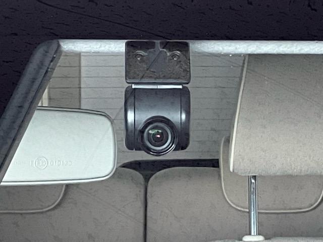 ムーヴキャンバス GメイクアップVS SAIII 両側電動スライドドア・ドラレコ・パノラマモニター・プッシュボタンスタート・ステアリングスイッチ・オートエアコン・オートハイビーム・キーフリー・ベンチシート・運転席シートヒーター・パワーウィンドウ(4枚目)