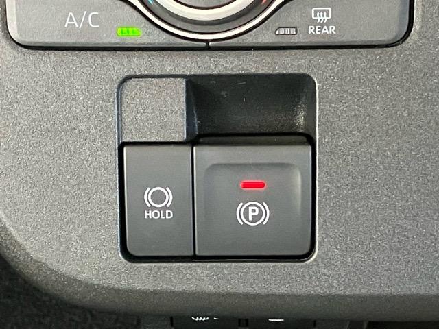 ムーヴキャンバス ストライプスＧ　両側電動スライドドア・プッシュボタンスタート・ステアリングスイッチ・オートエアコン・キーフリー・コーナーセンサー・ベンチシート・シートヒーター・パワーウィンドウ（12枚目）