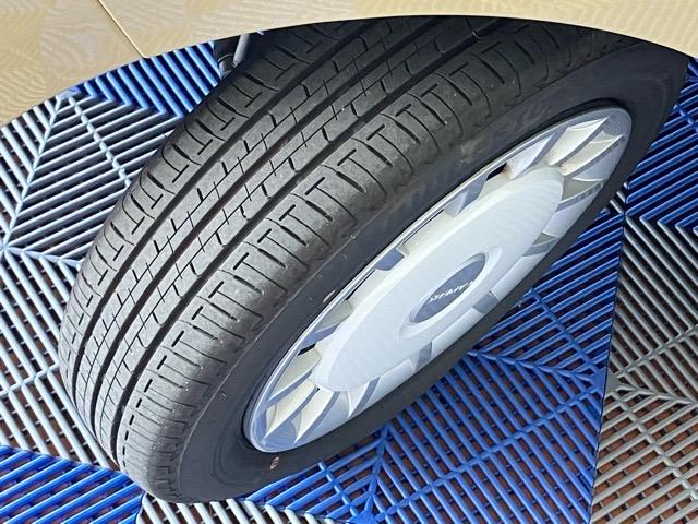 ムーヴキャンバス ストライプスＧ　両側電動スライドドア・プッシュボタンスタート・ステアリングスイッチ・オートエアコン・キーフリー・コーナーセンサー・ベンチシート・シートヒーター・パワーウィンドウ（29枚目）