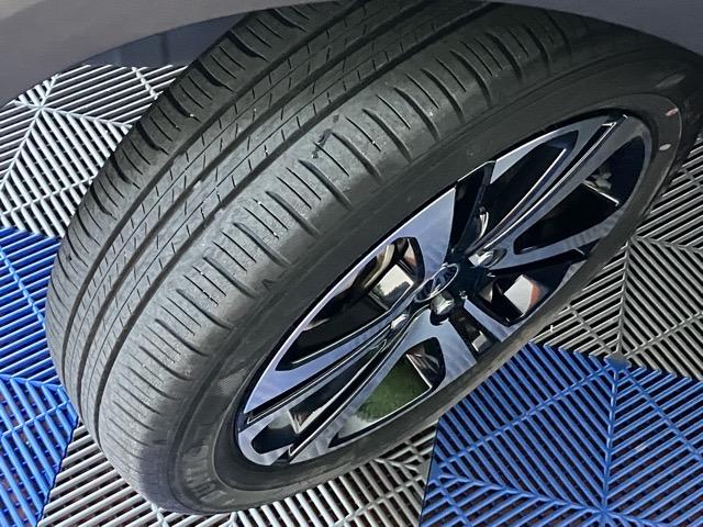 ロッキー G ドラレコ・パノラマモニター・プッシュボタンスタート・ステアリングスイッチ・オートエアコン・キーフリー・コーナーセンサー・アルミホイール・シートヒーター・パワーウィンドウ(29枚目)