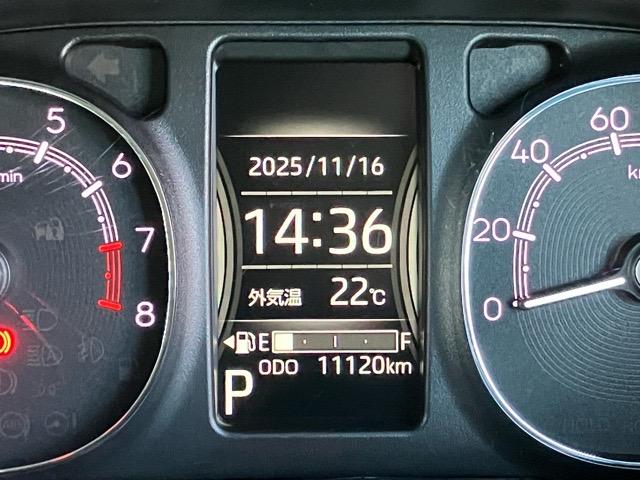 ムーヴキャンバス セオリーＧ　両側電動スライドドア・プッシュボタンスタート・ステアリングスイッチ・オートエアコン・キーフリー・コーナーセンサー・ベンチシート・シートヒーター・パワーウィンドウ（6枚目）