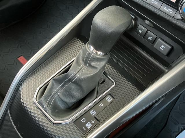 ロッキー G プッシュボタンスタート・ステアリングスイッチ・オートエアコン・キーフリーシステム・コーナーセンサー・アルミホイール・バックカメラ対応・シートヒーター・パワーウィンドウ(11枚目)